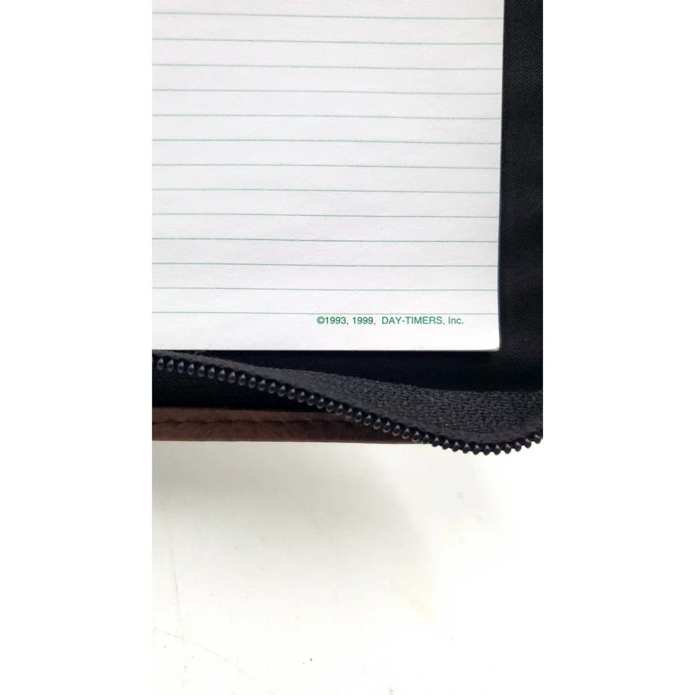 Vintage Day-Timer Organizer Planner Brown Zip Around 7 Rings 10.5x8